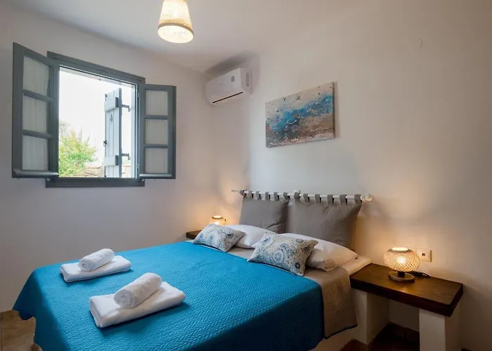 Traditional Cycladic Paros *