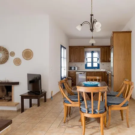 בית נופש The Paros Collection Homes Luma נאוסה